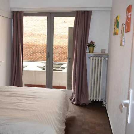2br & 1lr Only 15 Mins To Gravensteen Castle Apartment Ghent