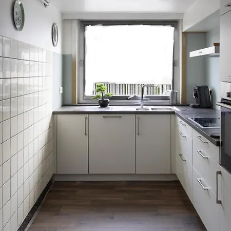 2br & 1lr Only 15 Mins To Gravensteen Castle