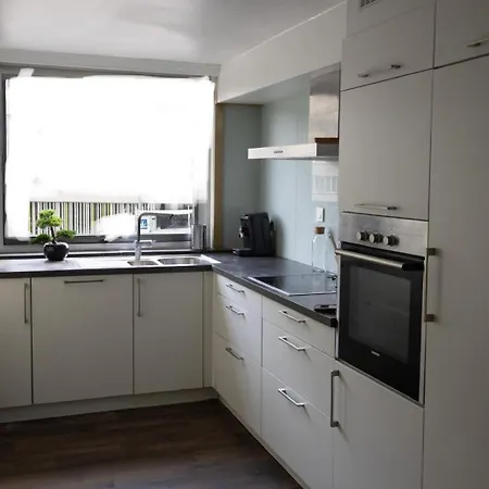 Apartment 2br & 1lr Only 15 Mins To Gravensteen Castle