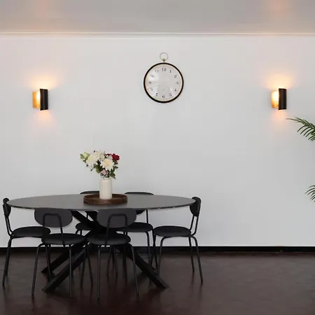 Apartment 2br & 1lr Only 15 Mins To Gravensteen Castle *